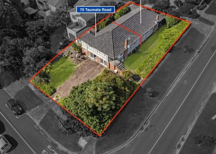  at 70 Taumata Road, Sandringham, Auckland