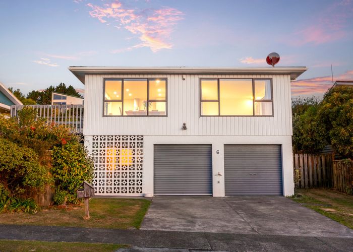  at 6 Ettrick Grove, Papakowhai, Porirua, Wellington