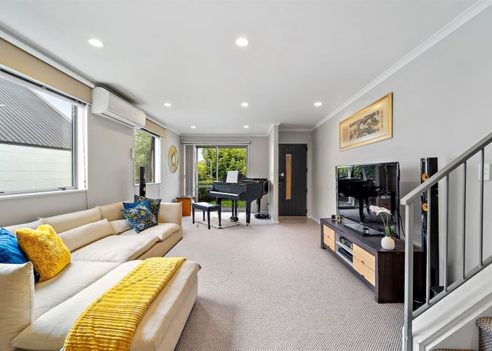  at 15 Nimstedt Avenue, Oteha, Auckland