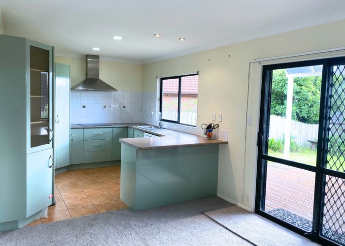  at 18 Arlose Pl, Westgate, Waitakere City, Auckland