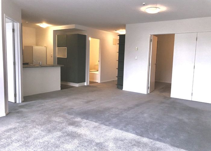  at 33/68 Mountain Road, Mount Wellington, Auckland City, Auckland
