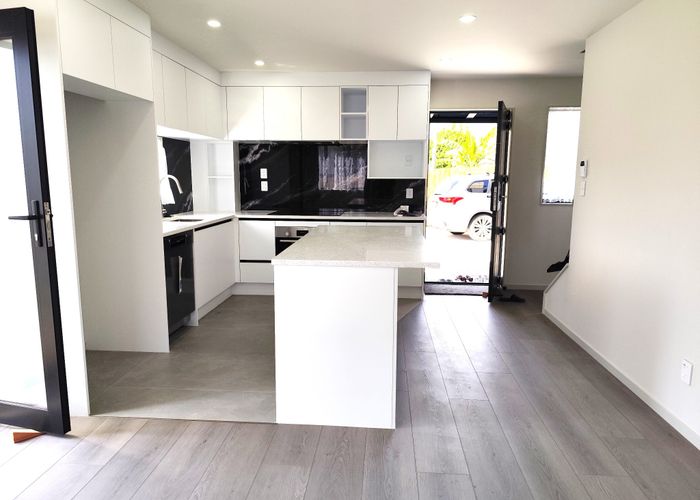  at 6 HALFORD PLACE, Glen Innes, Auckland City, Auckland