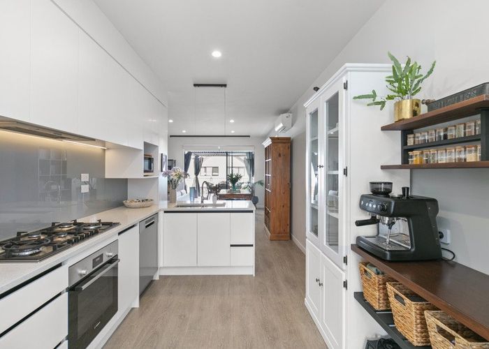  at 18 Porowha Road, Westgate, Waitakere City, Auckland