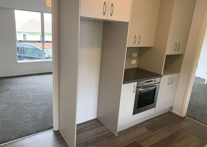  at 1/190 Queen street, Northcote Point, North Shore City, Auckland