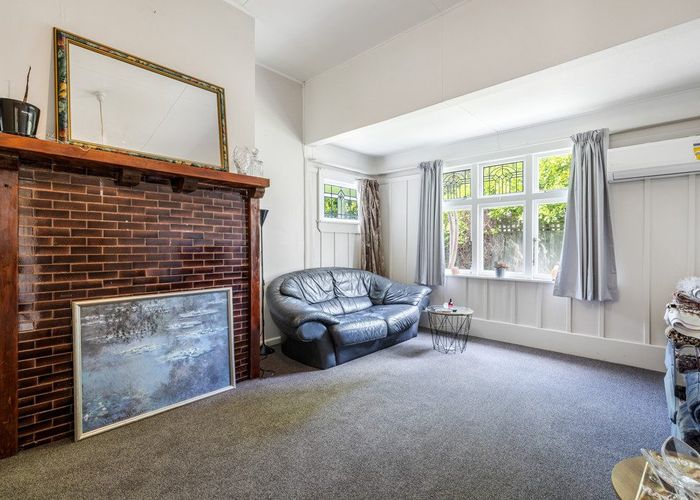  at 18 Denman Street, Sumner, Christchurch City, Canterbury