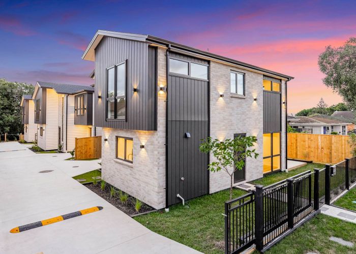  at Lot 1/72 Woolfield Road, Papatoetoe, Manukau City, Auckland