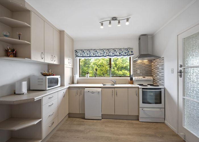  at 52B Manuka Road, Glenfield, North Shore City, Auckland
