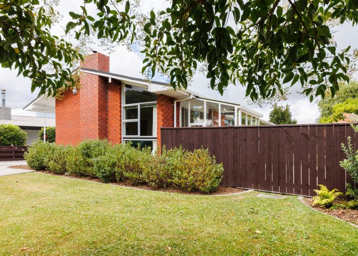  at 20 Westhaven Grove, Takaro, Palmerston North