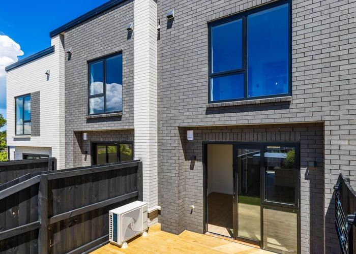  at 7/19 Drake Street, Howick, Auckland