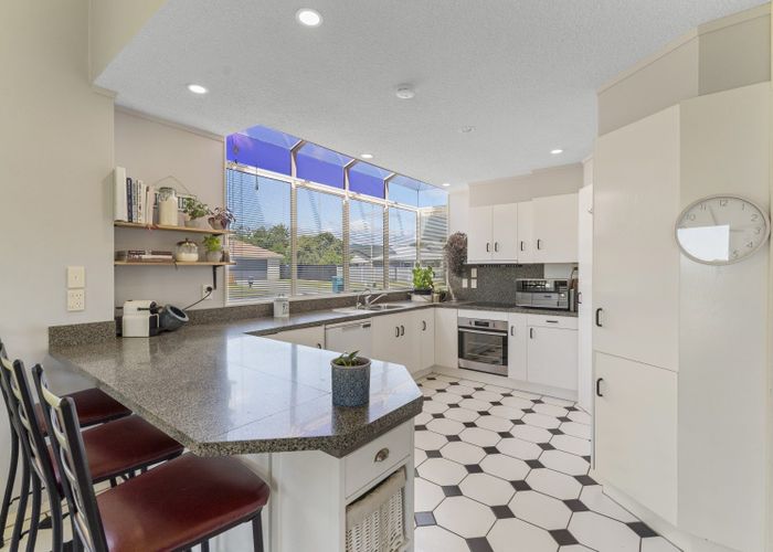  at 304 Manly Street, Paraparaumu Beach, Kapiti Coast, Wellington