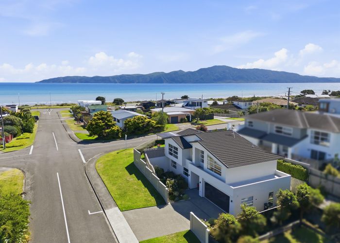  at 93 Seaview Road, Paraparaumu Beach, Kapiti Coast, Wellington