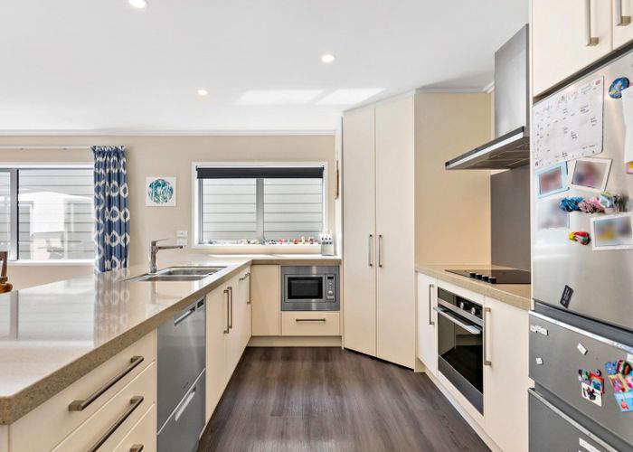  at 1 Chalfont Road, Silverstream, Upper Hutt, Wellington