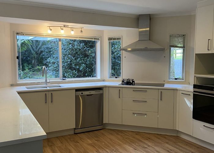  at 21 Kinnard Lane, Totara Park, Auckland