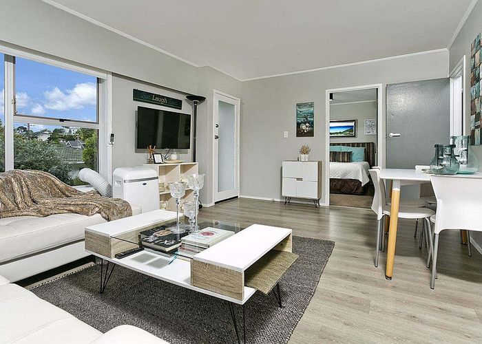  at 2/2 Lambrown Drive, Totara Vale, North Shore City, Auckland