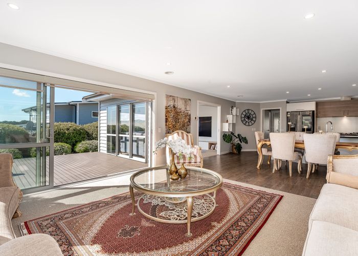  at 41 John Burke Drive, Aotea, Porirua, Wellington