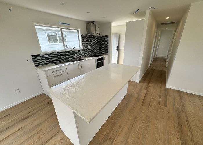  at 58C Cedar Heights Avenue, Massey, Waitakere City, Auckland