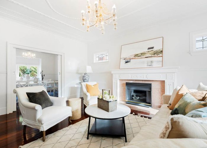  at 62 Mountain Road, Epsom, Auckland