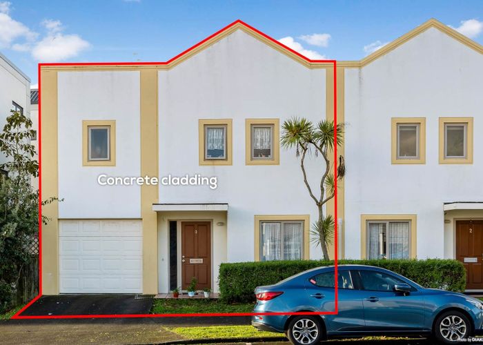  at 3/4 Ambrico Place, New Lynn, Waitakere City, Auckland