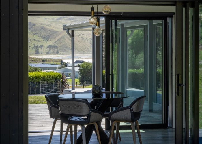  at 4C Shoal Beach Road, Aramoana, Omakere