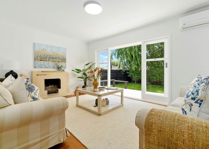  at 1/6 Taikata Road, Te Atatu Peninsula, Auckland