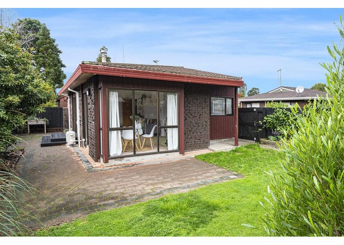  at 1/166 Fairway Drive, Kamo, Whangarei