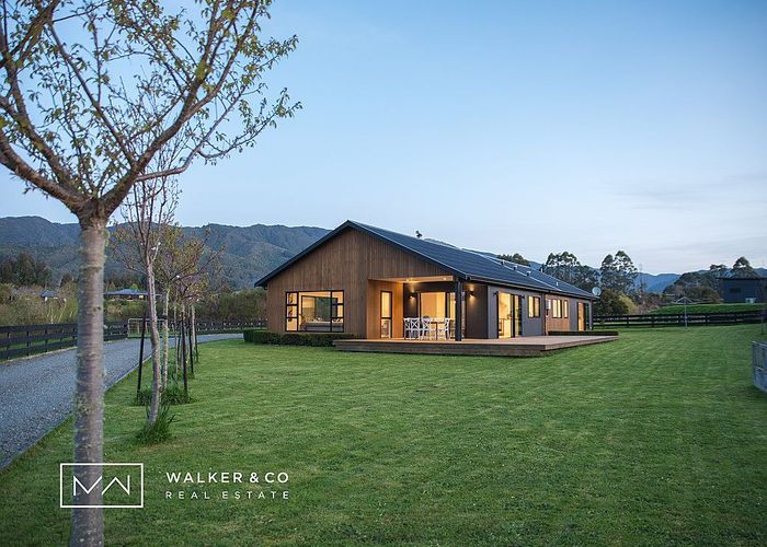  at 47 Mount Marua Drive, Maymorn, Upper Hutt