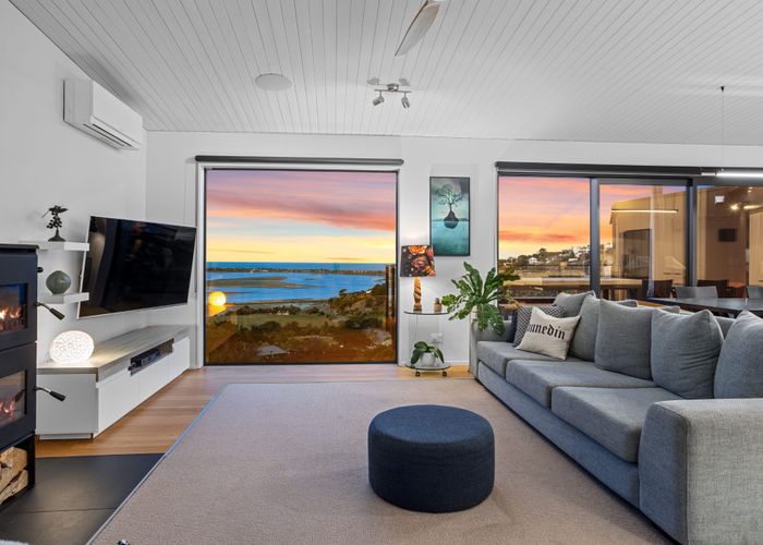  at 109 Santa Maria Avenue, Mount Pleasant, Christchurch