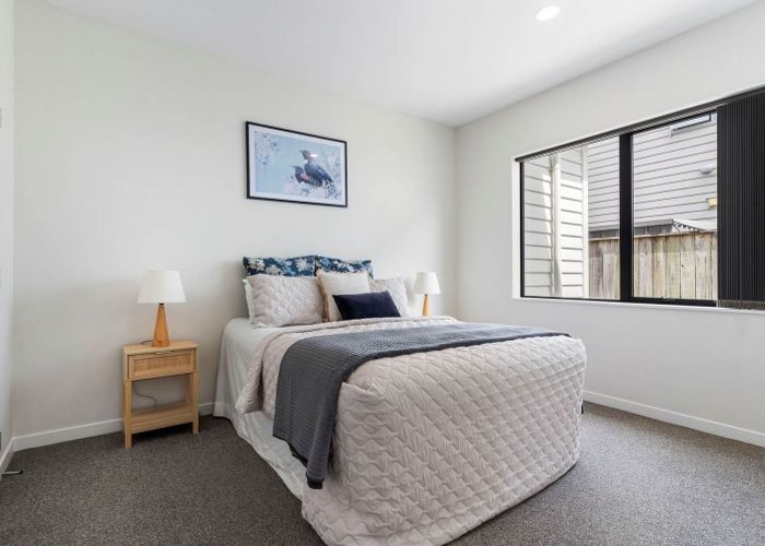  at 33 Springside Drive, Flat Bush, Manukau City, Auckland