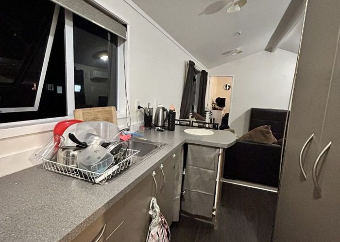  at 11b  Garth Place, Manurewa, Manukau City, Auckland