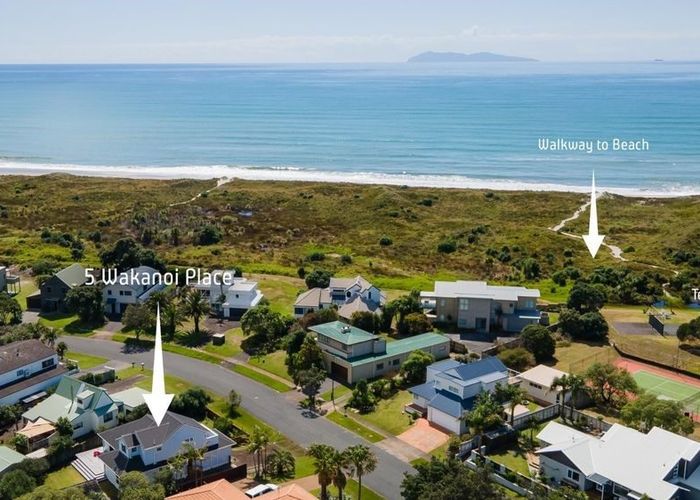  at 5 Wakanoi Place, Bowentown, Waihi Beach