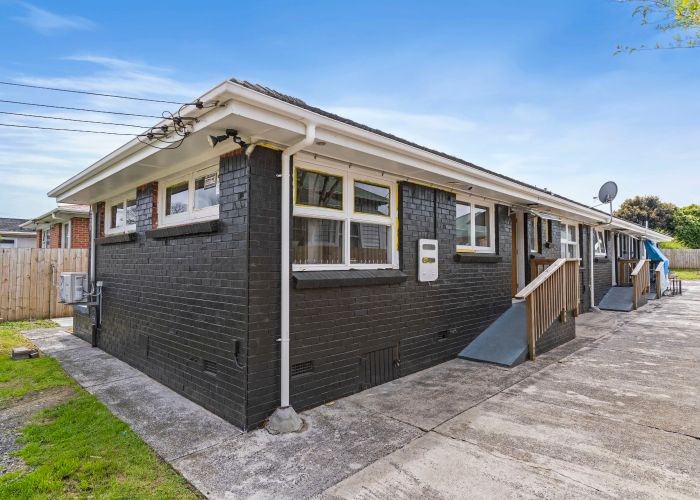  at 12A Middlemore Road, Otahuhu, Auckland