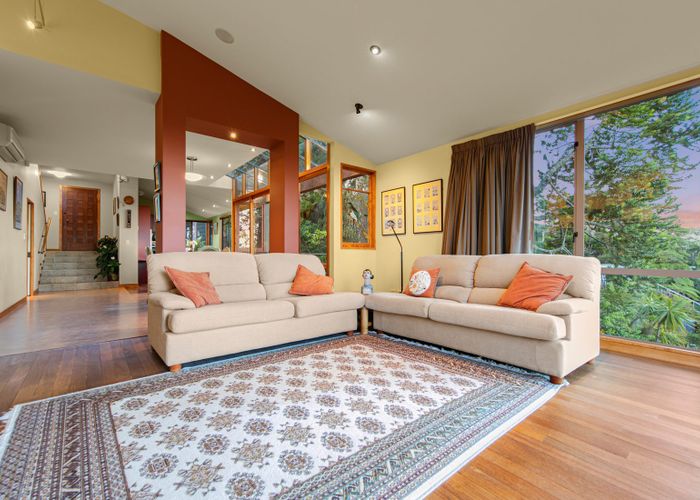  at 318 Forest Hill Road, Waiatarua, Auckland