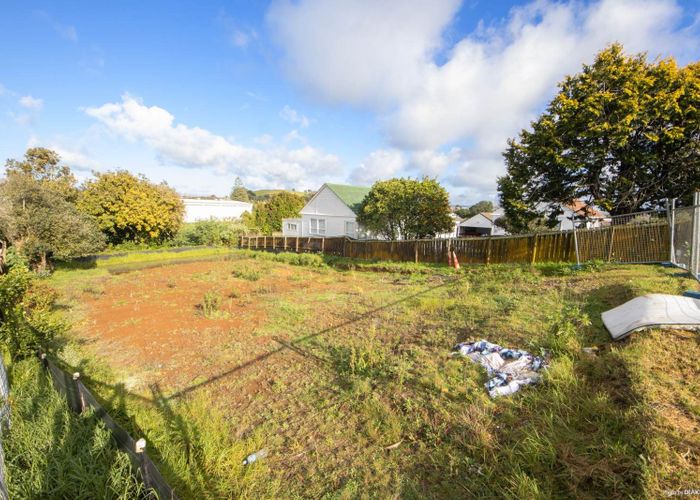  at 30 Bremner Avenue, Mount Roskill, Auckland City, Auckland