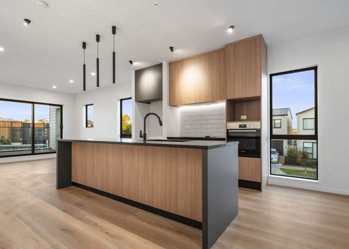 at 10 Scott Road, Hobsonville, Waitakere City, Auckland