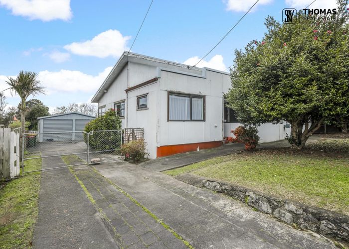 at 18 Earlsworth Road, Mangere East, Auckland