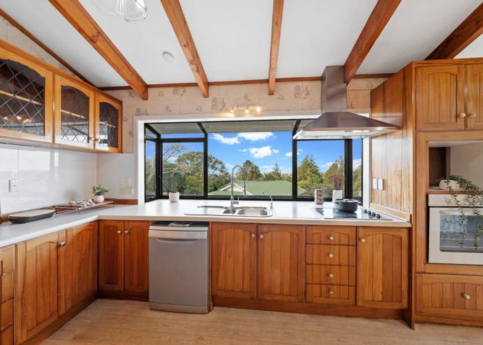  at 8 Moorgreen Heights, Torbay, Auckland