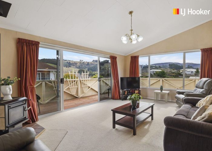  at 105 Barr Street, Kenmure, Dunedin