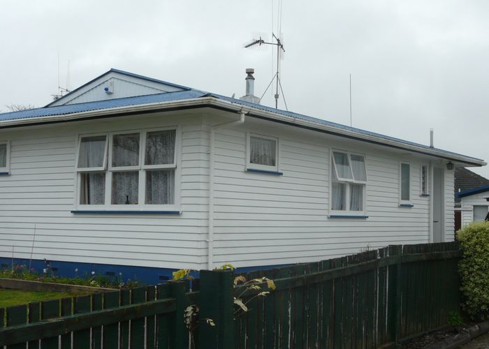 at 3 Lethborg Street, Dinsdale, Hamilton