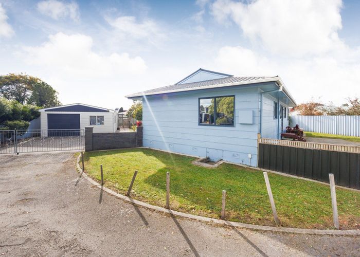  at 28 Peppertree Glade, Kelvin Grove, Palmerston North