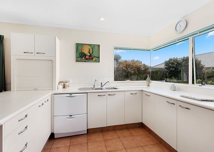  at 69 Guildford Drive, Paraparaumu