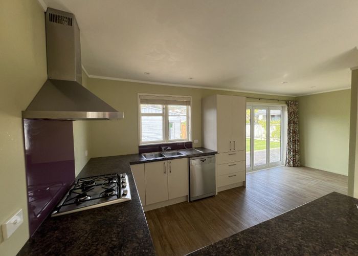  at 78 Oxford Street, Tawa, Wellington
