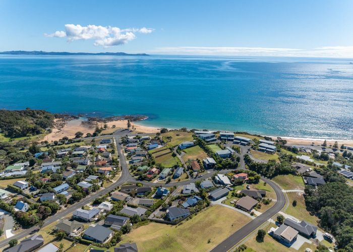  at 7 Dudley Crescent, Cable Bay, Cable Bay