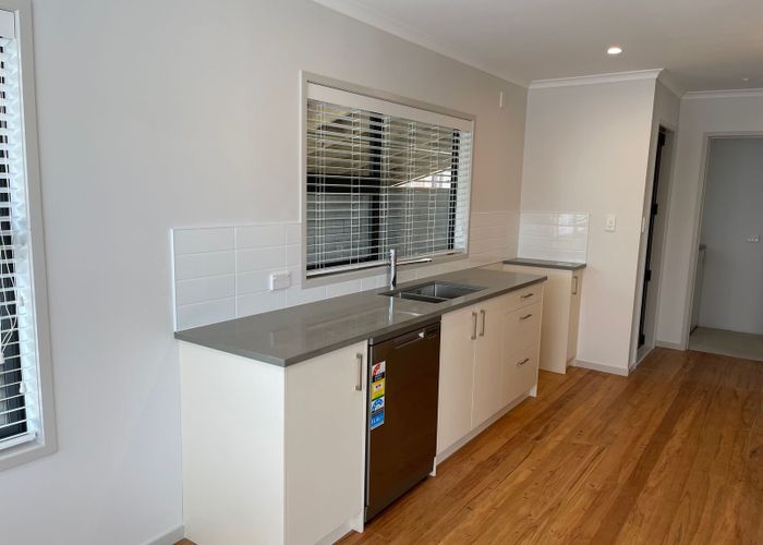  at 16 Fickling Avenue, Mount Roskill, Auckland City, Auckland