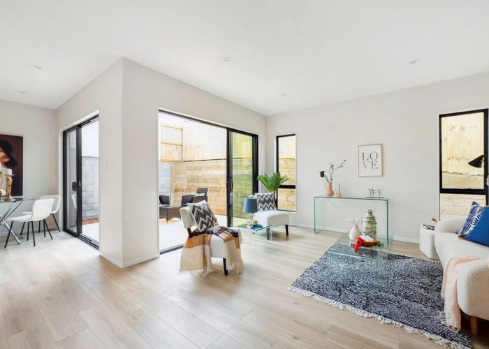  at 36 Hoskins Avenue, Hillsborough, Auckland City, Auckland