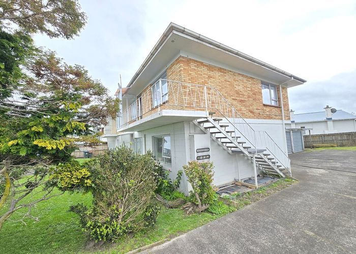  at 4/13 Elm Street, Avondale, Auckland City, Auckland