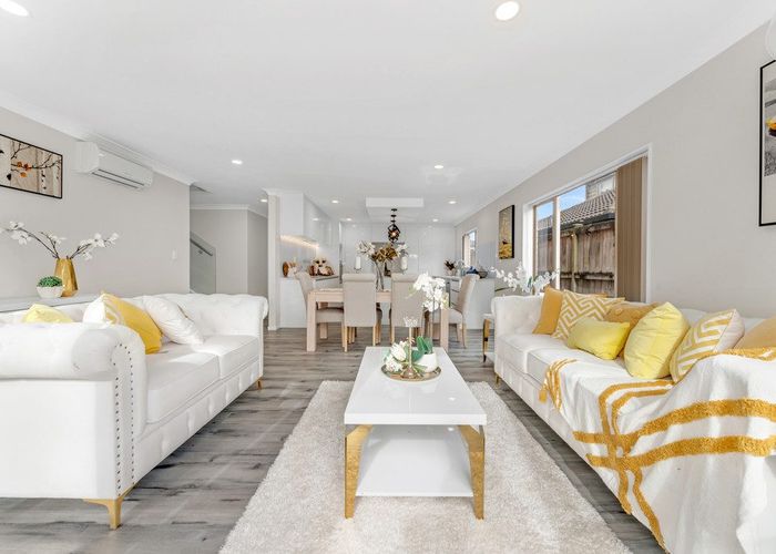  at 97 Baverstock Road, Flat Bush, Auckland