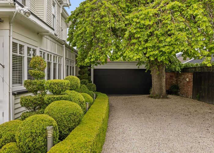  at 40 Mansfield Avenue, Merivale, Christchurch City, Canterbury