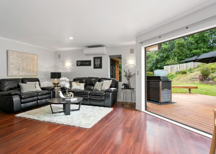  at 17 Grace Avenue, Leamington, Cambridge