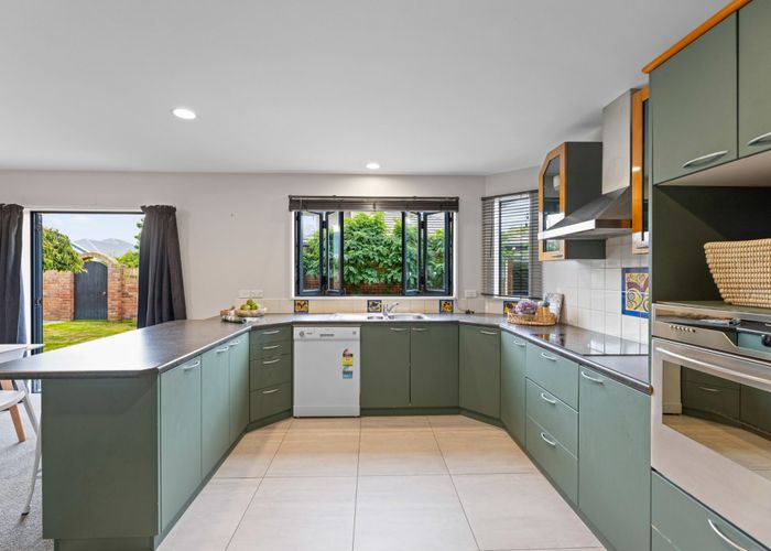  at 24A Rue De La Mare, Parklands, Christchurch