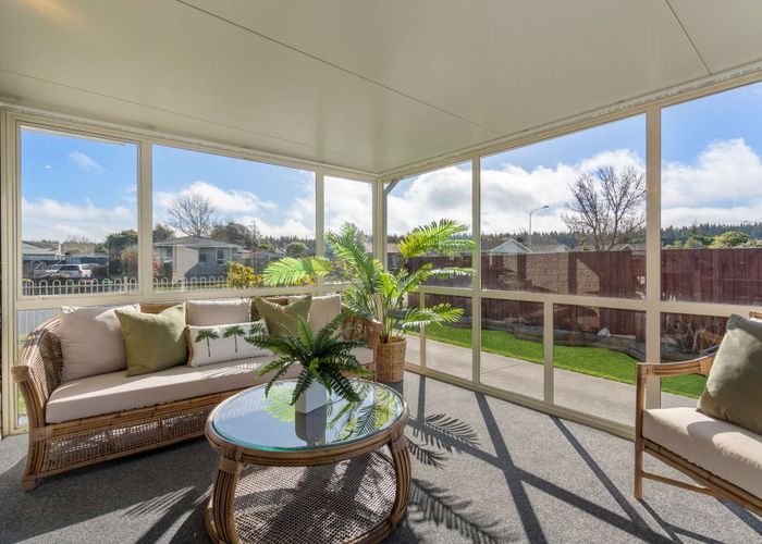  at 34 Valecrest Avenue, Parklands, Christchurch